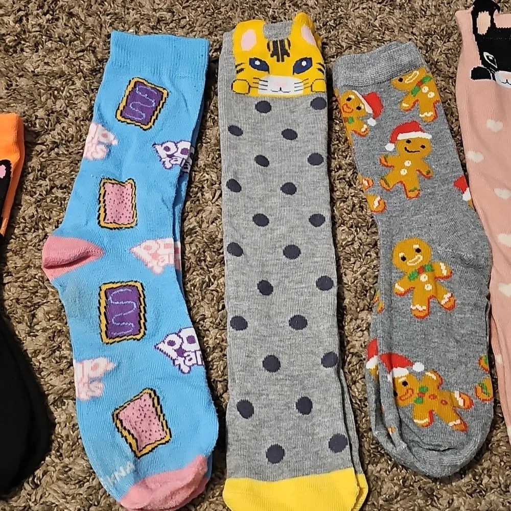 Kids Youth Lot Of Socks. New And Gently Used!!